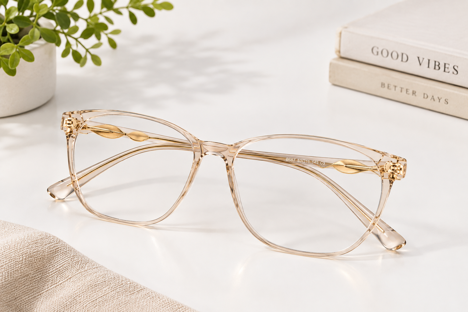 Glasses 555 BC